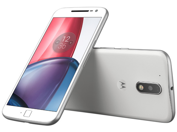 Smartphone Motorola Moto G4 Plus:
Procesador Qualcomm Snapdragon 617 (hasta 1.5 GHz),
Memoria RAM de 2GB, Almacenamiento de 32 GB (microSD hasta 128GB),
Cámaras 5MP/16MP, Pantalla de 5.5” (1080p),
Red Wi-Fi 802.11 a/b/g/n,
Android 6.0 Marshmallow.