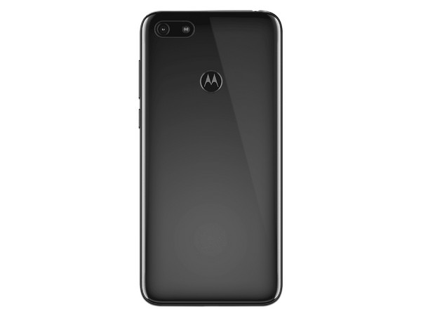 Smartphone Motorola Moto E6 Play:
Procesador Mediatek MT6739 Quad Core (hasta 1.5 GHz),
Memoria RAM de 2GB, Almacenamiento de 32GB,
Pantalla LED Multi Touch de 5.5