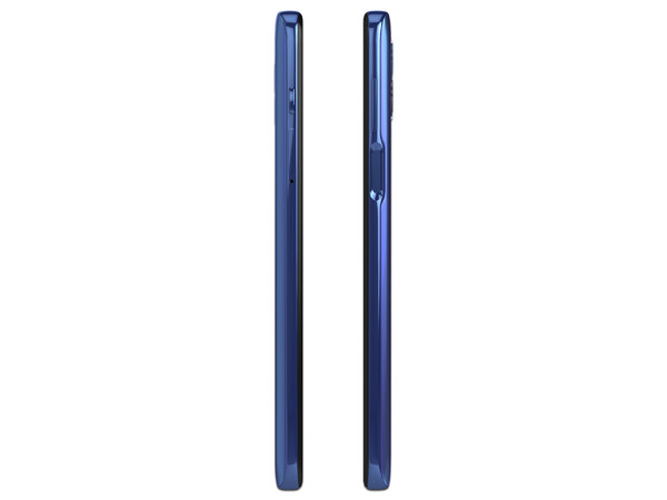 Smartphone Motorola Moto G100:
Procesador Snapdragon 870, 
Memoria RAM de 8GB, Almacenamiento de 128GB, 
Pantalla LED Multi Touch de 6.7