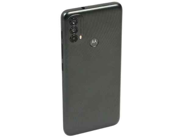 Smartphone Motorola Moto E40:
Procesador UNISOC T700 (hasta 1.8 GHz),
Memoria RAM de 4GB, Almacenamiento de 64GB,
Pantalla LED Multi Touch de 6.5