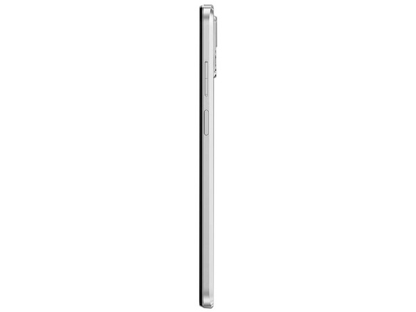 Smartphone Motorola Moto E22i:
Procesador MediaTek Helio G37 (hasta 2.3 GHz),
Memoria RAM de 2GB, Almacenamiento de 64GB,
Pantalla LED de 6.5
