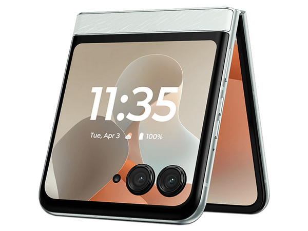 Smartphone Motorola Razr 60:
Procesador Mediatek Dimensity 7400X,
Memoria RAM de 8GB, Almacenamiento interno de 256GB,
Pantalla P-OLED de 6.9