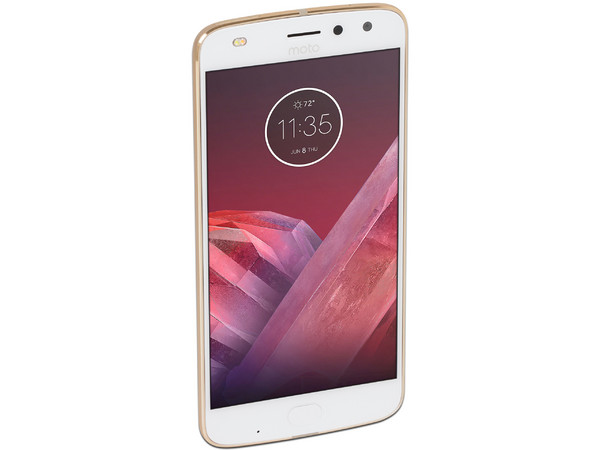 Smartphone Motorola Moto Z2 Play:
Procesador Octa-core (hasta 2.21GHz),
Memoria RAM de 4GB, Almacenamiento de 64GB (expandible con microSD),
Pantalla 5.5