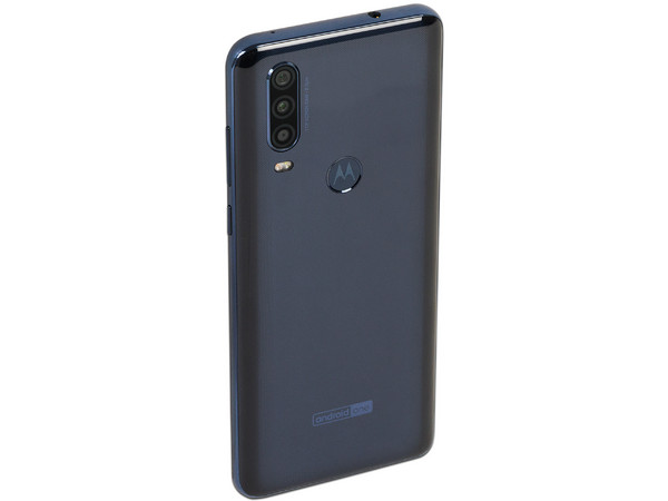 Smartphone Motorola One Action:
Procesador:  Octa Core (hasta 2.2 GHz),
Memoria RAM de 4GB, Almacenamiento de 128GB,
Pantalla Full HD+ de 6.3