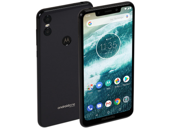 Smartphone Motorola Moto One:
Procesador Snapdragon 625 Octa Core (2.0 GHz),
Memoria RAM de 4GB, Almacenamiento de 64GB
(expandible con micro SD),
Pantalla de 5.9