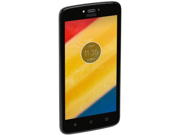 Smartphone Motorola Moto C:
Procesador Mediatek Quad Core (1.1 GHz),
Memoria RAM de 1GB, Almacenamiento de 8GB (expandible con microSD),
Pantalla 5