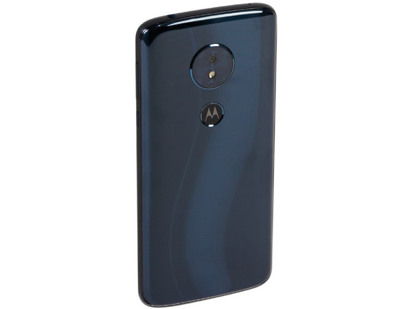 Smartphone Motorola Moto G6 Play:
Procesador Snapdragon 430 Octa Core (1.4 GHz),
Memoria RAM de 3GB, Almacenamiento de 32GB,
Pantalla 5.7