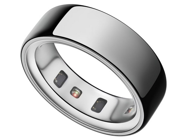 Smart Ring Oura Ring 4, Sensor de Frecuencia Cardiaca, Talla 12, Color Plateado.

