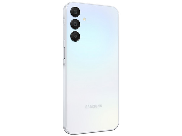 Smartphone Samsung Galaxy A15 5G:
Procesador Dimensity 6100+ (hasta 2.2 GHz),
Memoria RAM de 8GB, Almacenamiento 256GB,
Pantalla Super AMOLED de 6.5