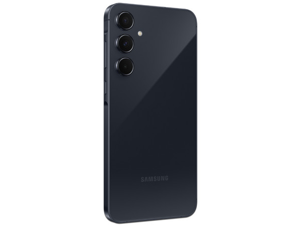 Smartphone Samsung Galaxy A55 5G:
Procesador Exynos 1480 (hasta 2.75 GHz), 
Memoria RAM de 8GB, Almacenamiento de 128GB, 
Pantalla Super AMOLED de 6.6