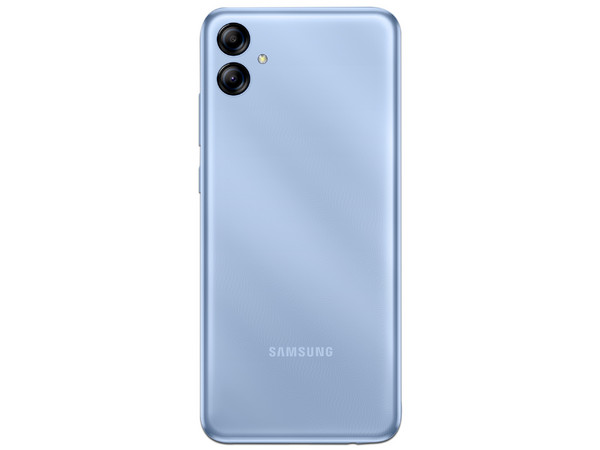 Smartphone Samsung Galaxy A04e:
Procesador Octa-Core (hasta 2.3 GHz),
Memoria RAM de 3GB, Almacenamiento de 32GB,
Pantalla PLS LCD de 6.3