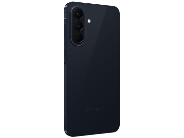 Smartphone Samsung Galaxy A57 5G:
Procesador Exynos 1680 (hasta 2.9 Ghz),
Memoria RAM de 8GB, Almacenamiento de 256GB,
Pantalla Super AMOLED+ de 6.7