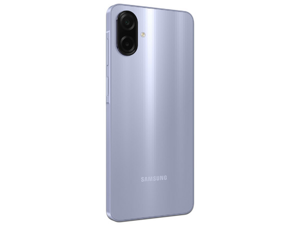 Smartphone Samsung Galaxy A07: 
Procesador Octa-Core (hasta 2.2 GHz), 
Memoria RAM de 4GB, Almacenamiento de 128GB, 
Pantalla LCD Multi-Touch de 6.6