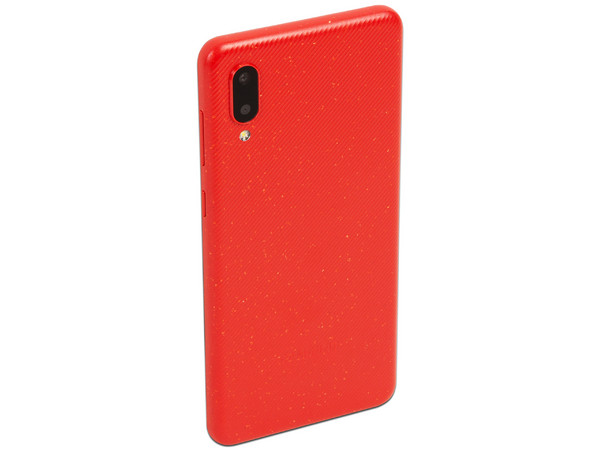 Smartphone Samsung Galaxy A02:
Procesador Quad core (hasta 1.5GHz),
Memoria RAM de 2GB, Almacenamiento de 32GB,
Pantalla LED Multi Touch de 6.4