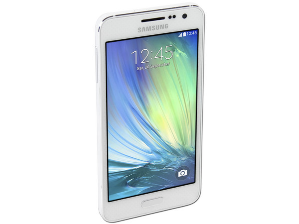 Smartphone Samsung Galaxy A3 con Pantalla Touch Super Amoled de 4.5