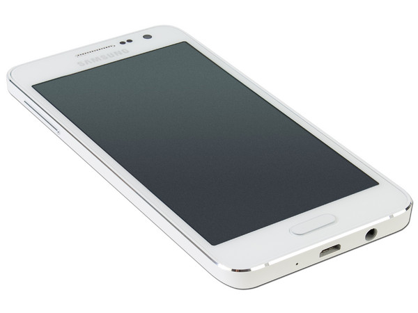 Smartphone Samsung Galaxy A3 con Pantalla Touch Super Amoled de 4.5