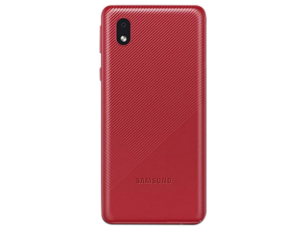 Smartphone Samsung Galaxy A01 Core: 
Procesador Quad core (hasta 1.50 GHz), 
Memoria RAM de 1GB, Almacenamiento de 16GB, 
Pantalla LED Multi Touch de 5.3