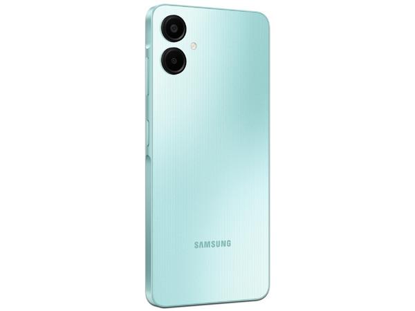 Smartphone Samsung Galaxy A06: 
Procesador Octa-Core (hasta 2.0 GHz), 
Memoria RAM de 4GB, Almacenamiento de 128GB, 
Pantalla LED Multi-Touch de 6.6