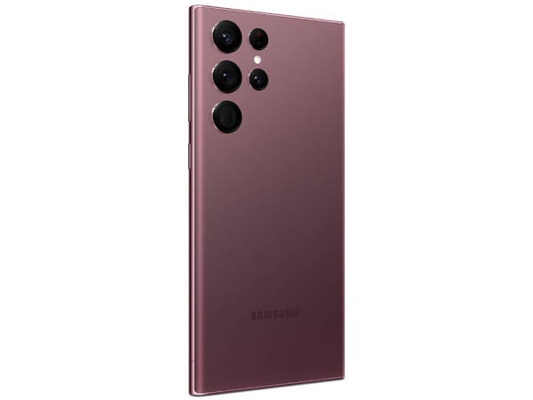 Smartphone Samsung Galaxy S22 Ultra:
Procesador Snapdragon 8 Gen 1,
Memoria RAM de 12GB,
Almacenamiento de 128GB,
Pantalla Dynamic AMOLED de 6.8