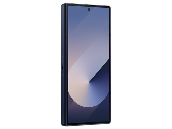 Smartphone Samsung Galaxy Z Fold 6:
Procesador Snapdragon 8 Gen 3,
Memoria RAM de 12GB, Almacenamiento de 1TB, 
Pantalla Dynamic AMOLED 2x de 7.6