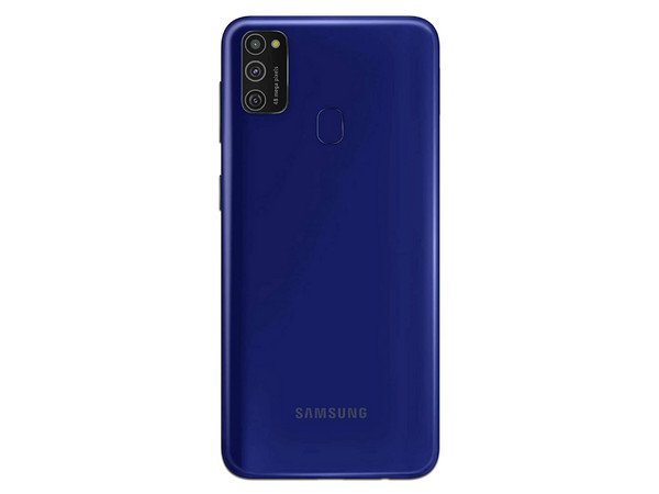 Smartphone Samsung Galaxy M21: 
Procesador Octa Core (2.3 GHz), 
Memoria RAM de 4GB, Almacenamiento de 64GB, 
Pantalla Super AMOLED de 6.2