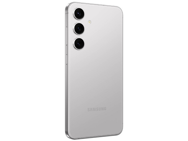 Smartphone Samsung Galaxy S24: 
Procesador Exynos 2400 (hasta 3.2GHz), 
Memoria RAM 8GB, Almacenamiento 256GB,
Pantalla 6.2