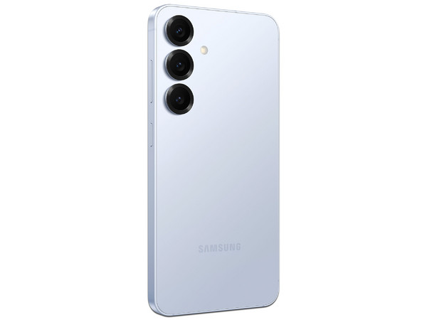 Smartphone Samsung Galaxy S25:
Procesador Octa-Core (hasta 4.47GHz), 
Memoria RAM de 12GB, Almacenamiento de 256GB, 
Pantalla Dynamic AMOLED 2x de 6.2