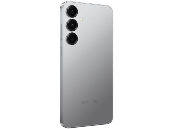 Smartphone Samsung Galaxy S25+: 
Procesador Octa-Core (hasta 4.47 GHz), 
Memoria RAM de 12GB, Almacenamiento de 256GB, 
Pantalla AMOLED de 6.5