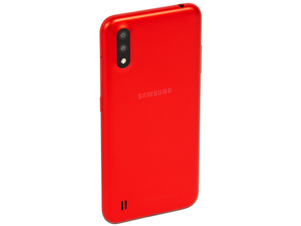 Smartphone Samsung Galaxy A01:
Procesador Octa core (hasta 2.0GHz),
Memoria RAM de 2GB, Almacenamiento de 16GB,
Pantalla LED Multi Touch de 5.6