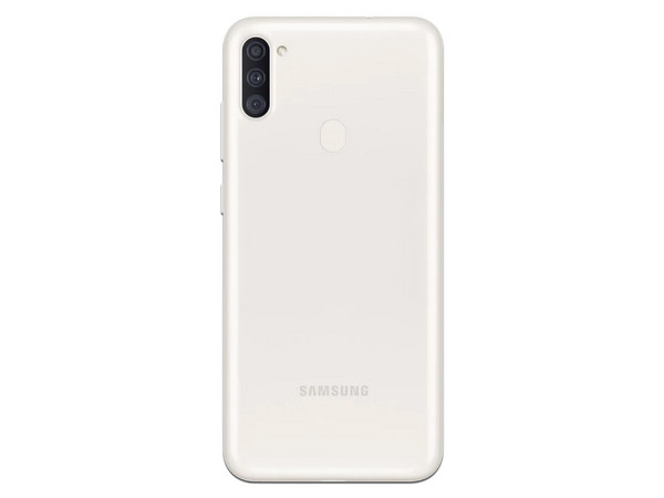 Smartphone Samsung Galaxy A11: 
Procesador Octa Core (hasta 1.8GHz), Memoria RAM de 3GB, Almacenamiento de 64GB, 
Pantalla LED Multi touch 6.4