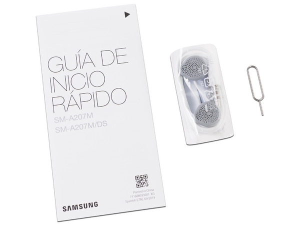 Smartphone Samsung Galaxy A20s:
Procesador Octa core (hasta 1.80 GHz),
Memoria RAM de 3GB, Almacenamiento de 32GB,
Pantalla LED Multi Touch de 6.4