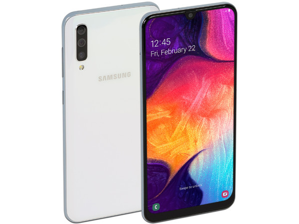 Smartphone Samsung Galaxy A50:
Procesador Octa Core (hasta 2.3GHz),
Memoria RAM de 4GB,
Almacenamiento de 64GB,
Pantalla Super AMOLED de 6.2