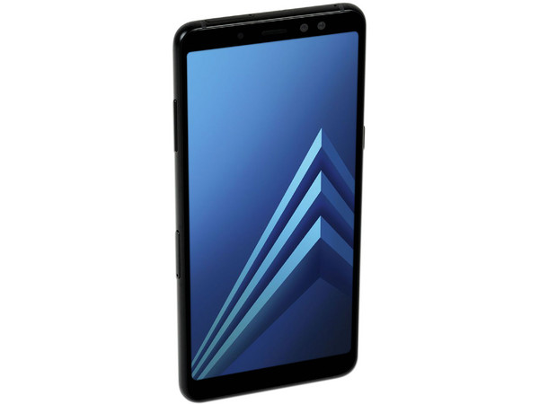 Smartphone Samsung Galaxy A8 Plus:
Procesador Octa Core (hasta 2.2GHz),
Memoria RAM de 4GB, Almacenamiento de 32GB (expandible con microSD),
Pantalla de 6