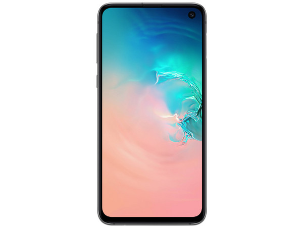Smartphone Samsung Galaxy S10e:
Procesador Samsung Exynos 9820 Octa Core (hasta 2.30GHz),
Memoria RAM de 6GB, Almacenamiento de 128GB,
Pantalla de 5.8