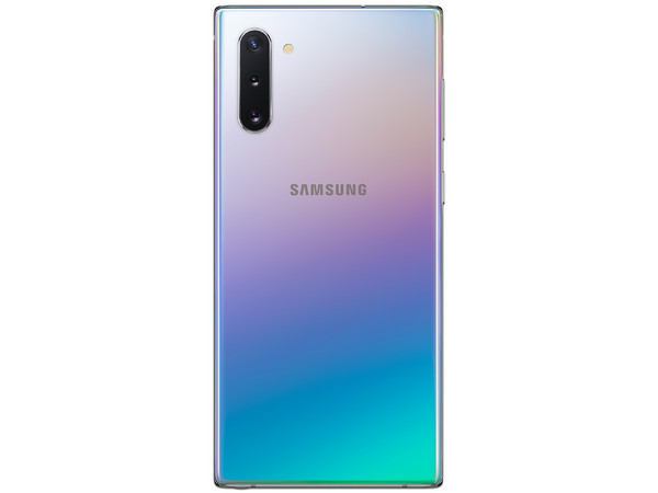 Smartphone Samsung Galaxy Note 10:
Procesador Octa Core (hasta 2.70 GHz),
Memoria RAM de 8GB,
Almacenamiento de 256GB,
Pantalla AMOLED Infinity-O de 6.2