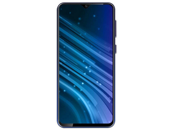 Smartphone TechPad X7:
Procesador Mediatek MT6737 (hasta 1.3 GHz),
Memoria RAM de 2GB, Almacenamiento de 16GB (expandible con microSD),
Pantalla LED Multi Touch de 6.49