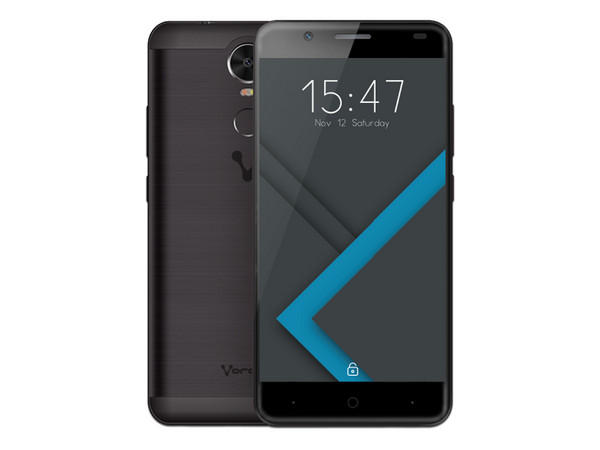 Smartphone Vorago CELL-500-V2:
Procesador Quad Core (1.3 GHz),
Memoria RAM de 2 GB,
Almacenamiento 16GB (expandible con microSD hasta 64GB),
Pantalla LED de 5.5