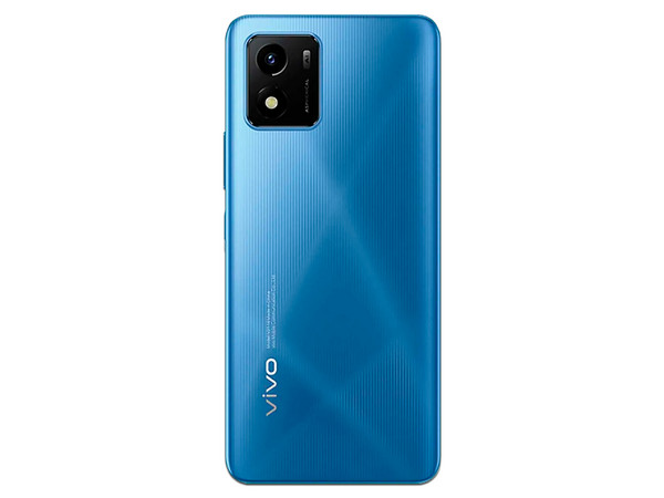 Smartphone Vivo Y01: 
Procesador Mediatek MT6765 (hasta 2.30 GHz), 
Memoria RAM de 3GB, Almacenamiento de 32GB, 
Pantalla LED Multi touch de 6.51