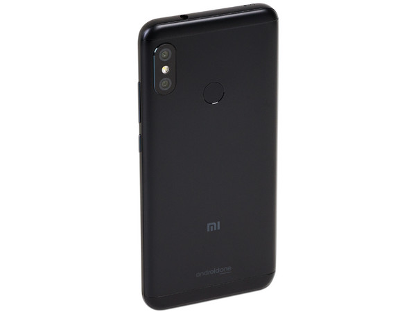 Smartphone Xiaomi Mi A2 Lite:
Procesador Snapdragon 625 Octa-core (hasta 2.0 GHz),
Memoria RAM de 4GB, Almacenamiento de 64GB,
Pantalla 5.84