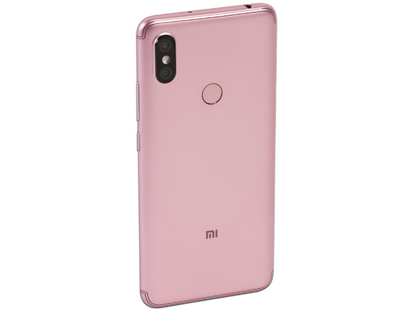 Smartphone Xiaomi Redmi S2, 
Procesador Snapdragon 625 Octa Core (2.0 GHz), 
Memoria RAM de 3GB, Almacenamiento de 32GB 
Pantalla de LED Multi Touch de 5.99