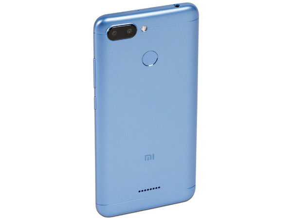 Smartphone Xiaomi Redmi 6:
Procesador Octa Core (hasta 2.0GHz),
Memoria RAM de 3GB, Almacenamiento de 32GB
(expandible con microSD),
Pantalla de 5.45