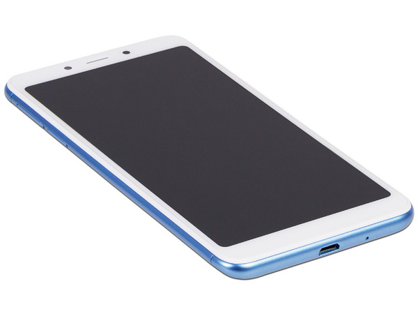 Smartphone Xiaomi Redmi 6:
Procesador Octa Core (hasta 2.0GHz),
Memoria RAM de 3GB, Almacenamiento de 32GB
(expandible con microSD),
Pantalla de 5.45