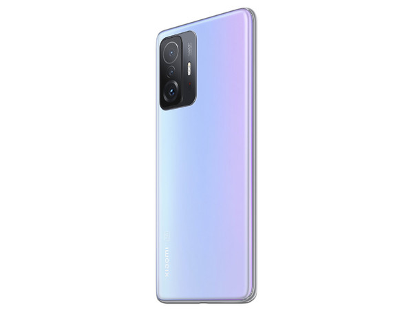 Smartphone Xiaomi 11T: 
Procesador MediaTek Dimensity 1200 (hasta 2.2GHz) 
Memoria RAM de 8GB, Almacenamiento de 256GB,
Pantalla LED Multi Touch de 6.67