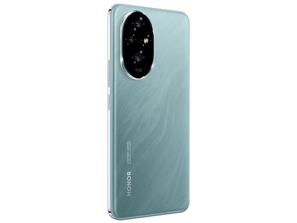 Smartphone Honor 200:
Procesador Snapdragon 7 Gen 3 (hasta 2.63 Ghz),
Memoria RAM 8GB,
Almacenamiento de 256GB,
Pantalla AMOLED de 6.7