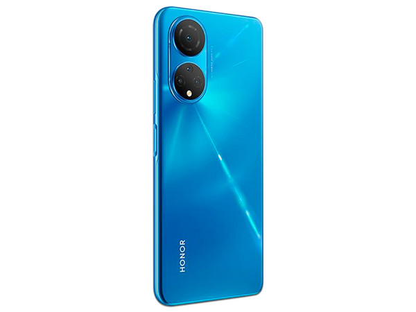 Smartphone HONOR X7: 
Procesador Snapdragon 680, 
Memoria RAM de 4GB, Almacenamiento de 128GB, 
Pantalla LED Multi Touch de 6,74