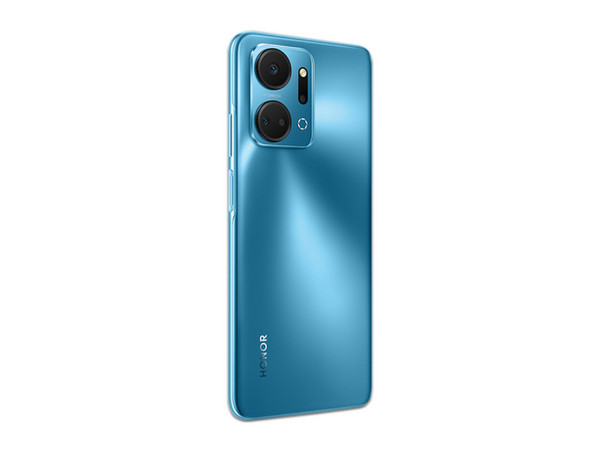 Smartphone Honor X7a: 
Procesador Snapdragon 680, 
Memoria RAM de 4GB, 
Almacenamiento de 128GB, 
Pantalla LED de 6.74