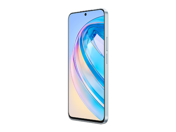 Smartphone Honor X8a: 
Procesador Mediatek Helio G88 (hasta 2.0 GHz), 
Memoria RAM 8GB, 
Almacenamiento de 128GB, 
Pantalla LED Multi-Touch FHD de 6.7