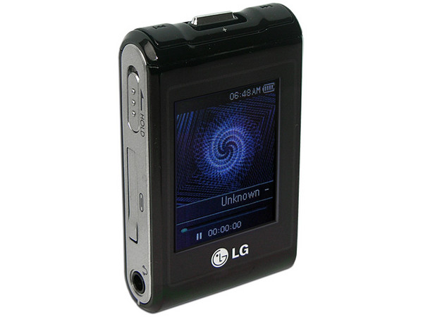 LG FM30 Reproductor de MP3, Radio FM, Fotos, Videoclips y Grabador de Voz. 1GB, Color Negro.