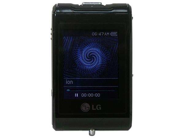 LG FM30 Reproductor de MP3, Radio FM, Fotos, Videoclips y Grabador de Voz. 1GB, Color Negro.