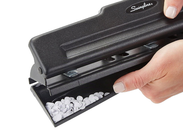 Perforadora ACCO Brands P5416, 3 Orificios, Distancia de 10cm. Color Negro.